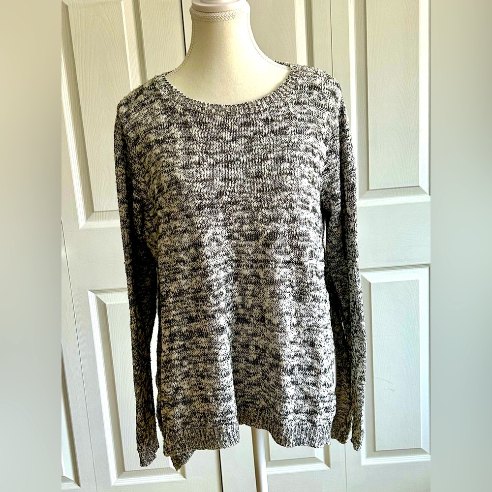 Black and White Tunic-style Sweater with High/Low hems and Side Slits